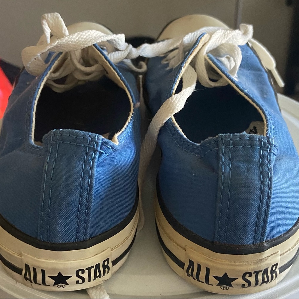 Converse - Picture 3 of 8